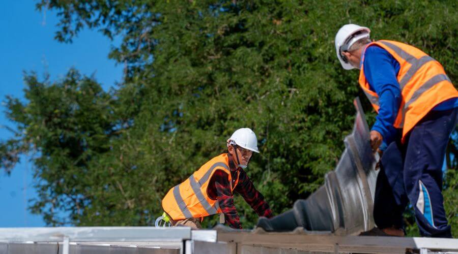Professional residential roofers in New London, TX